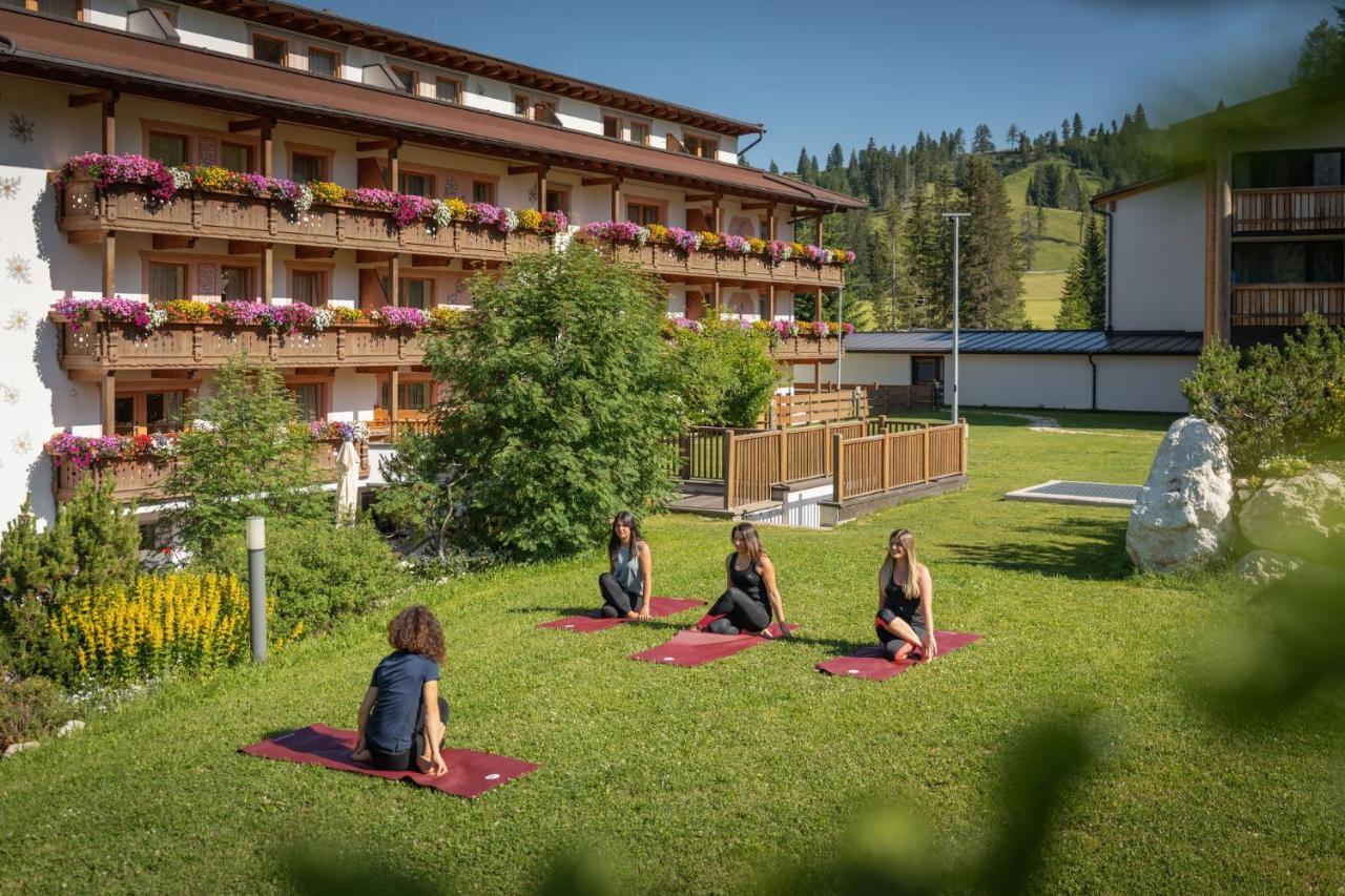 Moseralm Dolomiti Spa Resort Welschnofen Buitenkant foto